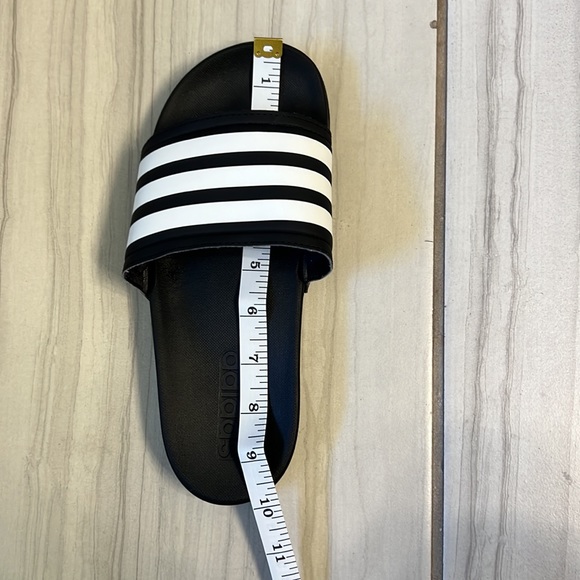 Adidas Adilette Cloudfoam Black and White Slides Sandals US Women’s 5 - Picture 5 of 6